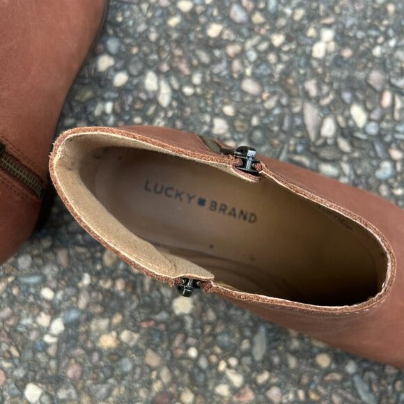 Lucky Brand Burklee Brown Leather Side Zip Ankle Boots Size 9 - Picture 5 of 9